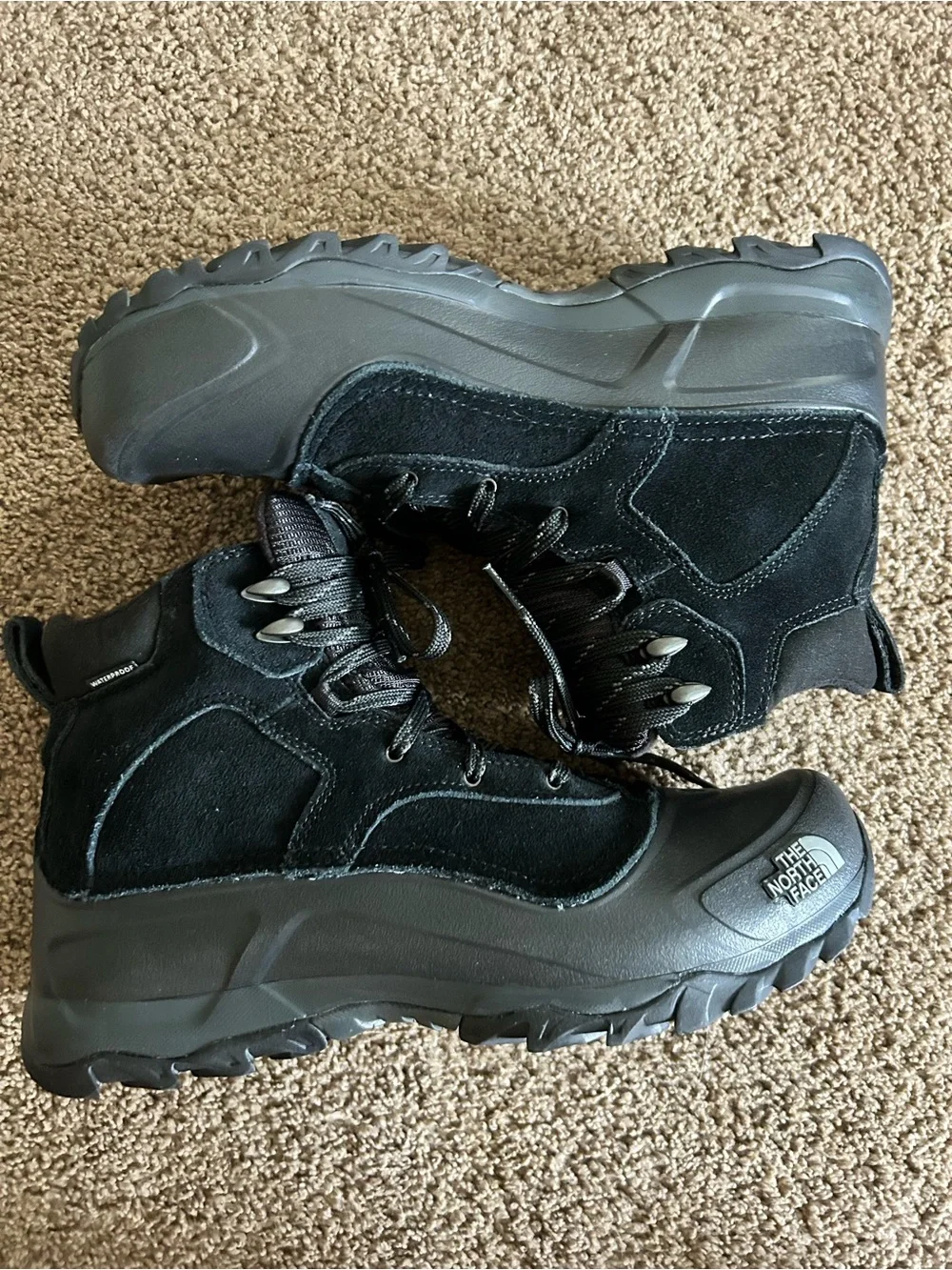 The North Face Snowfuse Mens 12 Black Waterproof Heatseeker Snow Boots NWOT